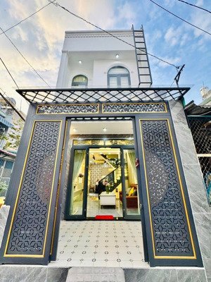 chủ gần tết xoay vốn bán nhà gần chợ vườn chuối đường nguyễn đình chiểu, quận 3. giá 6.15tỷ/53,2m2