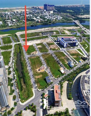 bán lô đẹp fpt v6 view kênh hồ sen 6x19m, b2.96 đường thông