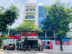 hot !! duy nhất. mt nguyễn văn hưởng. 46 tỷ. dt : 5,7 x 19,3 cn 100m2
