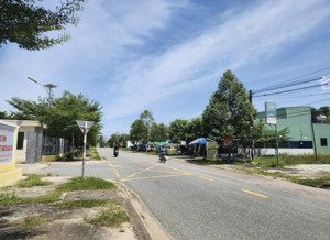 bán đất đẹp mặt tiền đường 27m ngay sát hạch lái xe thăng bình, 210m2 giá siêu tốt.