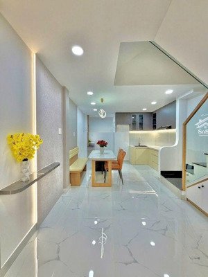 nhà đẹp nở hậu - 5 tầng btct - sau mặt tiền hoàng văn thụ, phường 9, phú nhuận. giá 8,68 tỷ tl