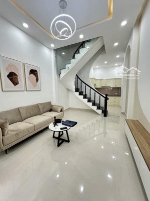 bán nhà quận tân bình - nhà mới đẹp ở ngay - hẻm 8m lề 2m - 31m2 - 4 tầng - chỉ 5 tỷ xxx