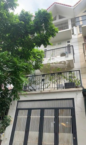 bán nhà kđt văn quán ngay new skyline vòng xuyến văn quán đường 3 làn oto tránh kinh doanh hơn 19tỷ