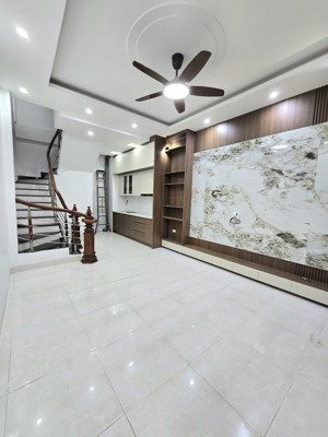 nhà 5 tầng hồ tùng mậu 30m sổ đẹp nội thất đẹp