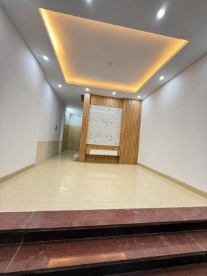 gấp gấp! doãn kế thiện, 63m2*3 tầng, mặt tiền 4.5m, dân xây, 15m ra ô tô, sổ vuông đẹp, chỉ 8.99 tỷ