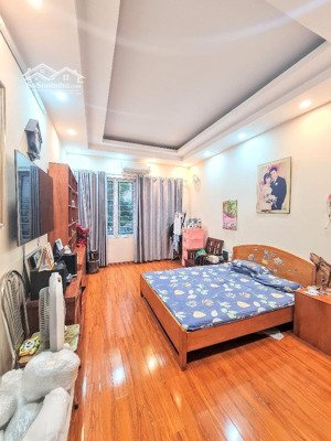 bán nhà minh khai, 35m2, 7,8 tỷ, 5 tầng, ô tô lùi cửa, sổ đỏ chính chủ, đẹp, 2 mặt thoáng sáng