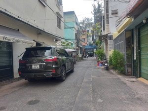 duy nhất. nhà mt yên đỗ, bình thạnh. dt 4,5x12m vuông vức + khoảng sân 30m2 giá 9,6 tỷ tl