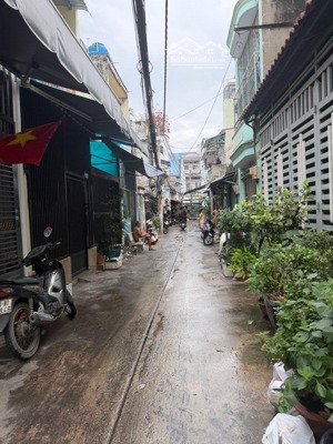 giá : 5 tỷ 300 ( thương lượng ) nhà mới 2 tầng - hẻm 4m thông ngay tân hoà đông q.6