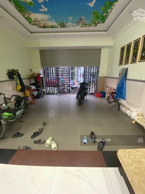 bán nhà 3 tầng - 84m2 - ô tô ngủ trong nhà - gần nguyễn duy trinh - bình trưng đông - nhỉnh 7 tỷ.