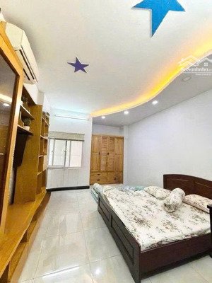 nhà mặt tiền bàu cát, phường 11 tân bình dt 57m, ngang 4.1m