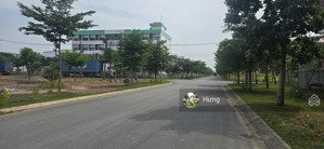 bán đất đóng thuế 1 lần trong kcn đức hòa. ngân hàng cho vay 70% giá tốt