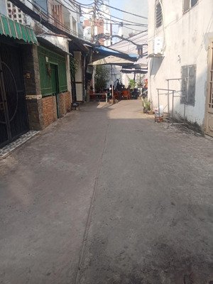 nhà 5 tầng lô góc 2 mặt hẻm xe hơi , ô tô đổ cửa 6pn shr nở hậu hoàn công đủ nhỉnh 7 tỷ .