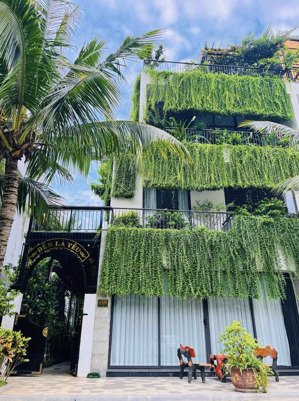 bán gấp shophouse phố đêm flamingo đại lải 147m - xây 4 tầng - 5ngủ.full nôi thất - giá nhỉnh 12tỷ