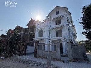 10 tỷ hơn bt song lập cực đẹp dự án vinaconex kđt quang minh - ml - hn