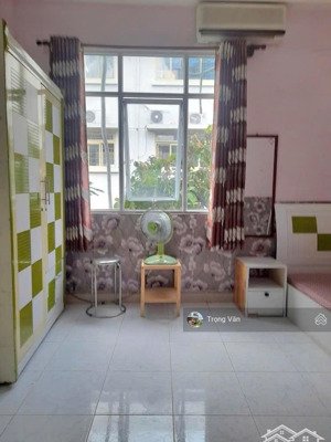 chỉ 6,3 tỷ - sổ 45,9m2 (4,4 x 11) - nhà 3 tầng 7pn hc đủ - trần quang diệu