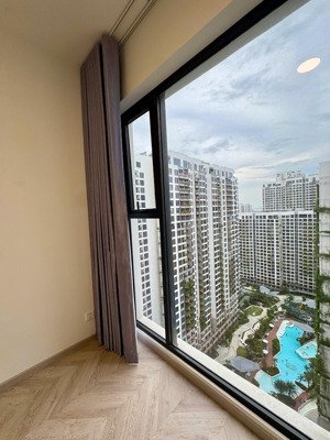 cho thuê 2pn 55m2, views 36ha, giá cực tốt 7tr tại khu cao cấp riêng tư - an ninh lumiere vin q9