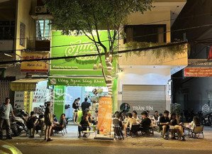 căn nhà 3 tầng mặt tiền đường hải phòng, đối diện trường phan châu trinh.