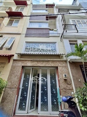 bán nhà 4 tầng, hẻm 5m, q4 giá 5,9 tỷ