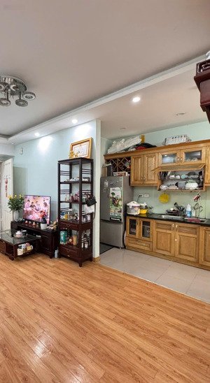 (chuẩn) bán cc c14 bắc hà, tố hữu 70m2, 2 ngủ 2 vs. đủ đồ. sẵn sổ đỏ. 5,65 tỷ. 