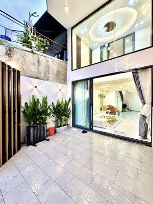 xe hơi đỗ cửa - 5 tầng - 60m2 - 3pn - sát mặt tiền - full nội thất - chỉ 8.55 tỷ thương lượng