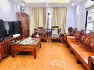 nhà biên giang căn góc đường thông ôtô 40m hơn 3tỷ