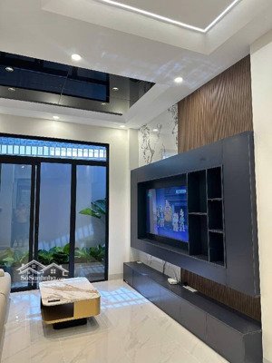 b.á.n nhà 4 tầng q2- hxh nguyễn duy trinh- 60 m2 - g.i.á: nhỉnh 9 tỷ.