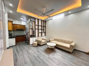 bán nhà la khê, 31m2, 5 tầng, mặt tiền 4.05m , 20m ra đường phân lô vỉa hè oto tránh, 7.3 tỉ