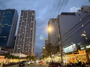 bán lô góc 2mt châu thị vĩnh tế, ngang lớn 20m, phố ẩm thực