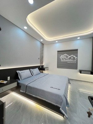 nhà đẹp 70m2 giá chỉ 6.x tỷ- nhà ngay trung tâm bình tân sát tan phu - nhà mới 100% -5 tầng cực đep