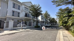 biệt thự nhà vườn nguyền văn cừ - gara - sân vườn - lối xuống cầu trần hưng đạo