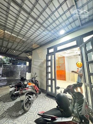 bán nhà 2 mặt tiền hiệp bình chánh gần gigamall - ô tô vào nhà