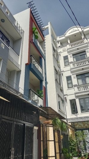 ngôi nhà tuyệt đẹp đón xuân, 40m2, 4 tầng, thiết kế đẹp, đường 6m, gần st emart 2