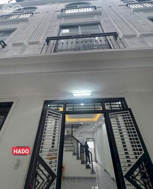  chỉ 3.x tỷ - NHÀ 4 T- 3PN – Ô TÔ ĐỖ – gần DA VIN CAO VIÊN - BÌNH MINH0977690119 