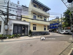 hiếm! bán nhà 2 mặt thoáng đường nhựa 8m ngay phan đăng lưu, bt. (4,5x17m) 5 tầng mới. chỉ 13,3 tỷ