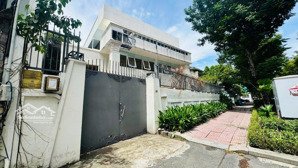 giảm 30 tỷ. siêu vip 14mx24m vuông vức ctxd hầm 8 tầng ngay nam kỳ khởi nghĩa chỉ 425tr/m2