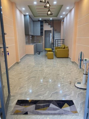 bán nhà riêng tại lê hồng phong, q10, hcm, 7,9 tỷ, 33 m2, giá siêu hời đẹp, nhiều tiện ích