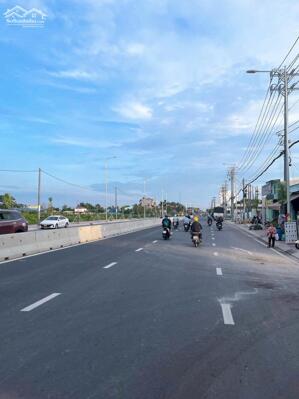 CẦN BÁN 4430M2 ĐẤT THỔ CƯ MT ĐƯỜNG NGUYỄN CỬU PHÚ