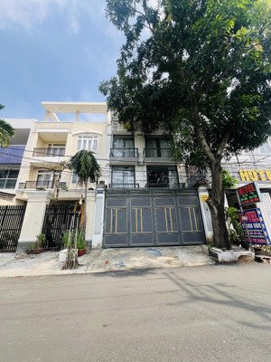 nhà mt đường số, kdc phân lô, 7m x 16m, 16.9 tỷ, cách trường canada phú mỹ hưng 900m