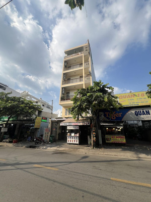 bán khách sạn mt lý phục man, 6m x 20m, 6tầng 18p, hợp đồng thuê 40tr/tháng, 22.9 tỷ