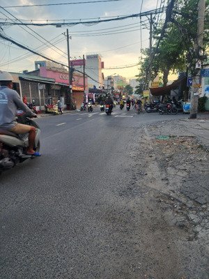 phạm văn chiêu- 4 tầng- 37m2- nhà mới xây dọn vào ở ngay- tặng nội thất cao cấp