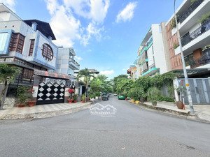 đất bên sông phạm văn đồng 7x18m khu phú nhuận trục đường 25 - đường 16m thông bàn cờ - 15ty tl