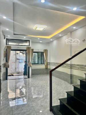 [sát mặt tiền âu cơ - phường 10 - tân bình - 52m2 - 3 phòng ngủ - mới đẹp ở luôn - chỉ 5.2 tỷ]