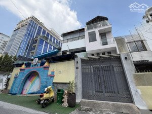 sát bên q1 - hxh 10m nguyễn cửu vân - gần 100m - phù hợp làm chdv hay cty- xd mới 1 hầm 6 tầng