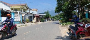 đất trồng cây hằng năm 487m2 gần nhà dân ở, gần chợ túy loan