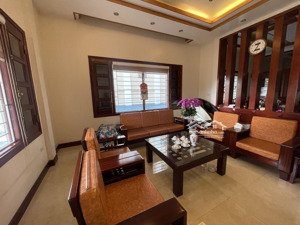 căn nhà biệt thự 540m2 dành cho khách hàng công tác tại kiểm toán quảng ninh, viện kiểm sát tỉnh.