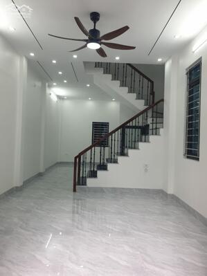 BÁN NHÀ ĐẸP 1.98 TỶ 3 TẦNG 52M2 ( ĐÔNG NAM ) NGÕ TRẦN HUY LIỆU