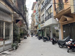 thiếu bank bán gấp nhà 5t ngõ văn chương sát phố tôn đức thắng, 2 mặt tiền kd sầm uất, 44m 12tỷ