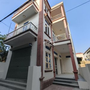 bán nhà 3 tầng 129m2 -tại tam đa yên phong bắc ninh - gần kđt , hồ điều hoà - đường ô tô - 3.35 tỷ
