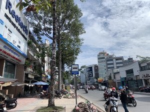 nhà mặt tiền trần hưng đạo quận 5, diện tích 120m2 (trệt) kinh doanh ngang 4m, sđcc, chỉ 15.3 tỷ