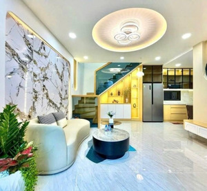 ngay chợ cây thị, hẻm ba gác sát mt phan văn trị, nhà 2tầng, 3pn rộng, dt48m²,ngang 9m. chỉ hơn 6t.